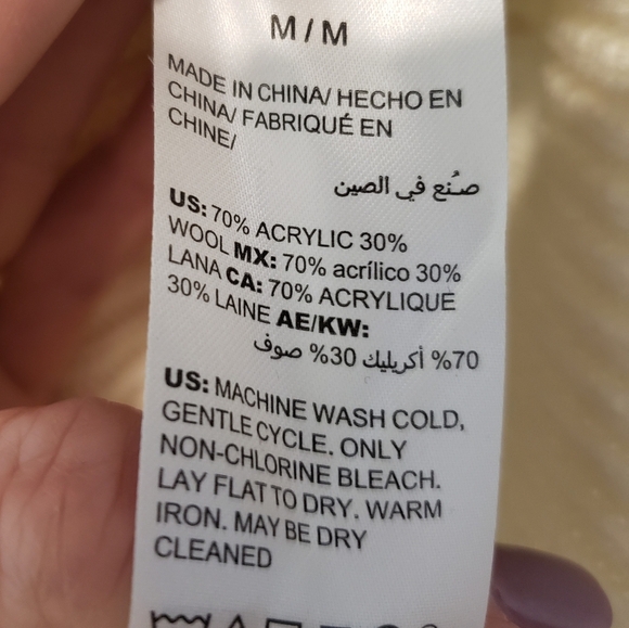 White House Black Market Wool Blend Cable Knit Sweater Pearls Cream Size… - Picture 5 of 11